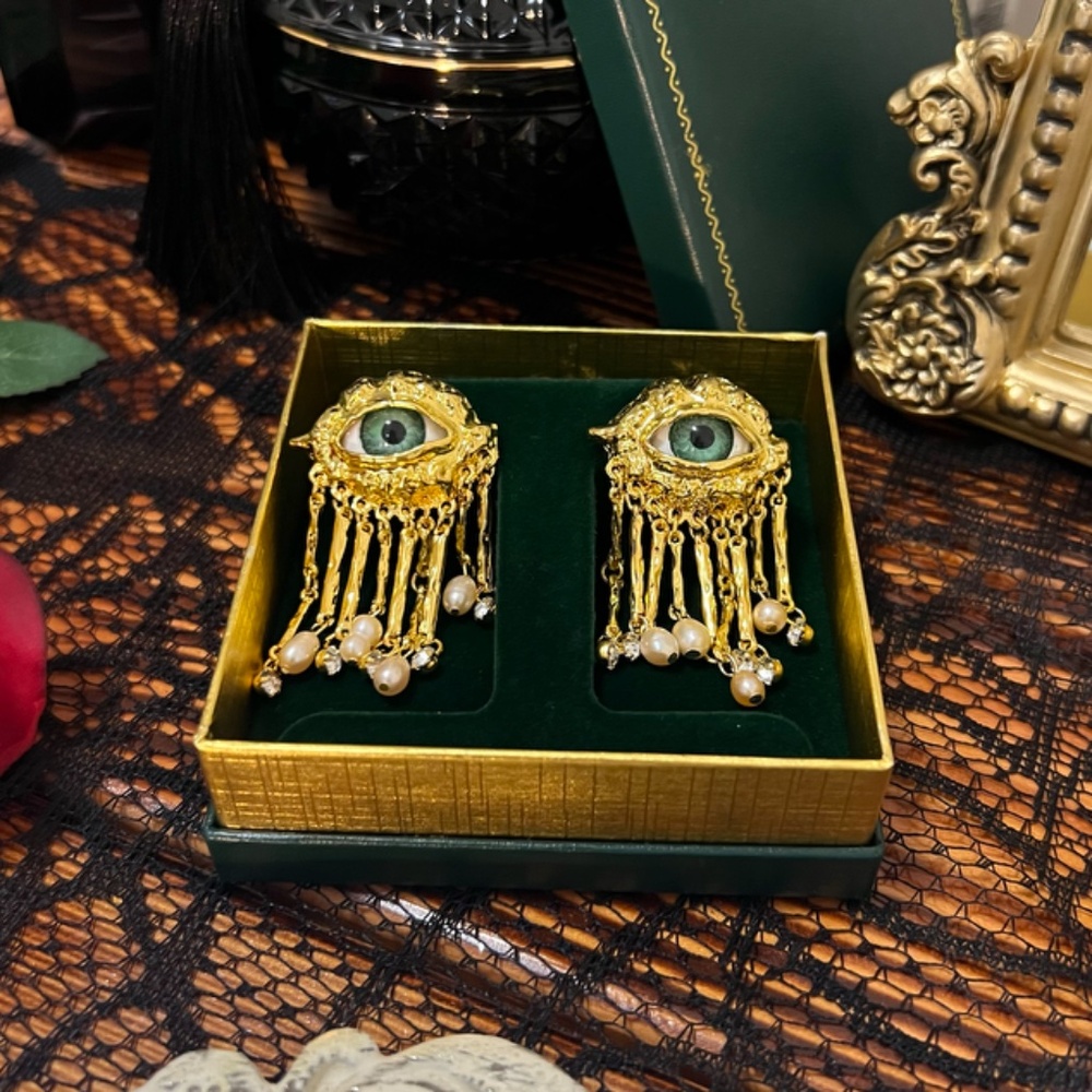 Lovers Eye Victorian Earrings, Women's Vintage Eye Earrings, Baroque-Style